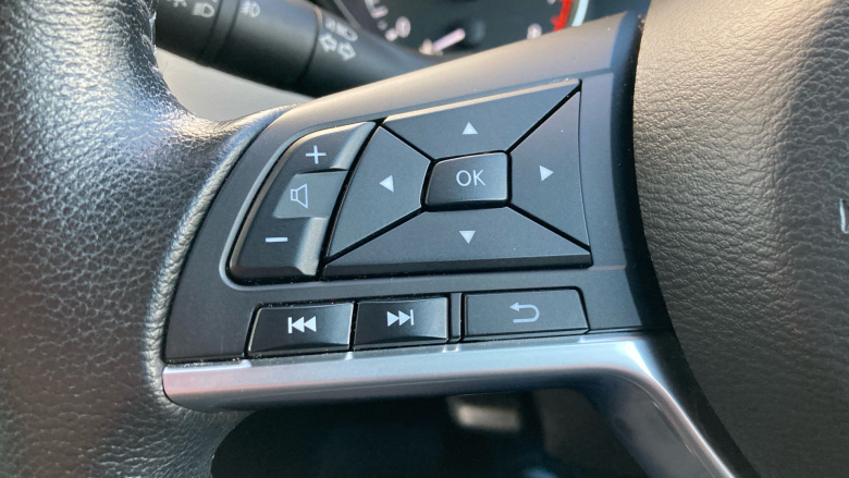 Nissan Micra 0.9 IG-T Tekna 5dr Petrol Hatchback